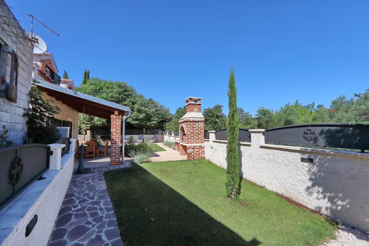Stone Diamond Villa Zadar Eksteriør billede