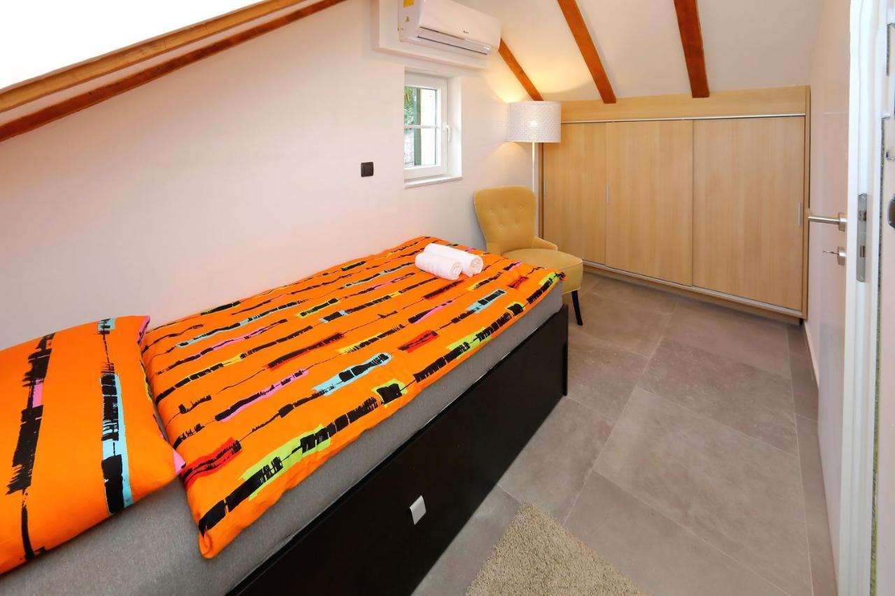 Stone Diamond Villa Zadar Eksteriør billede