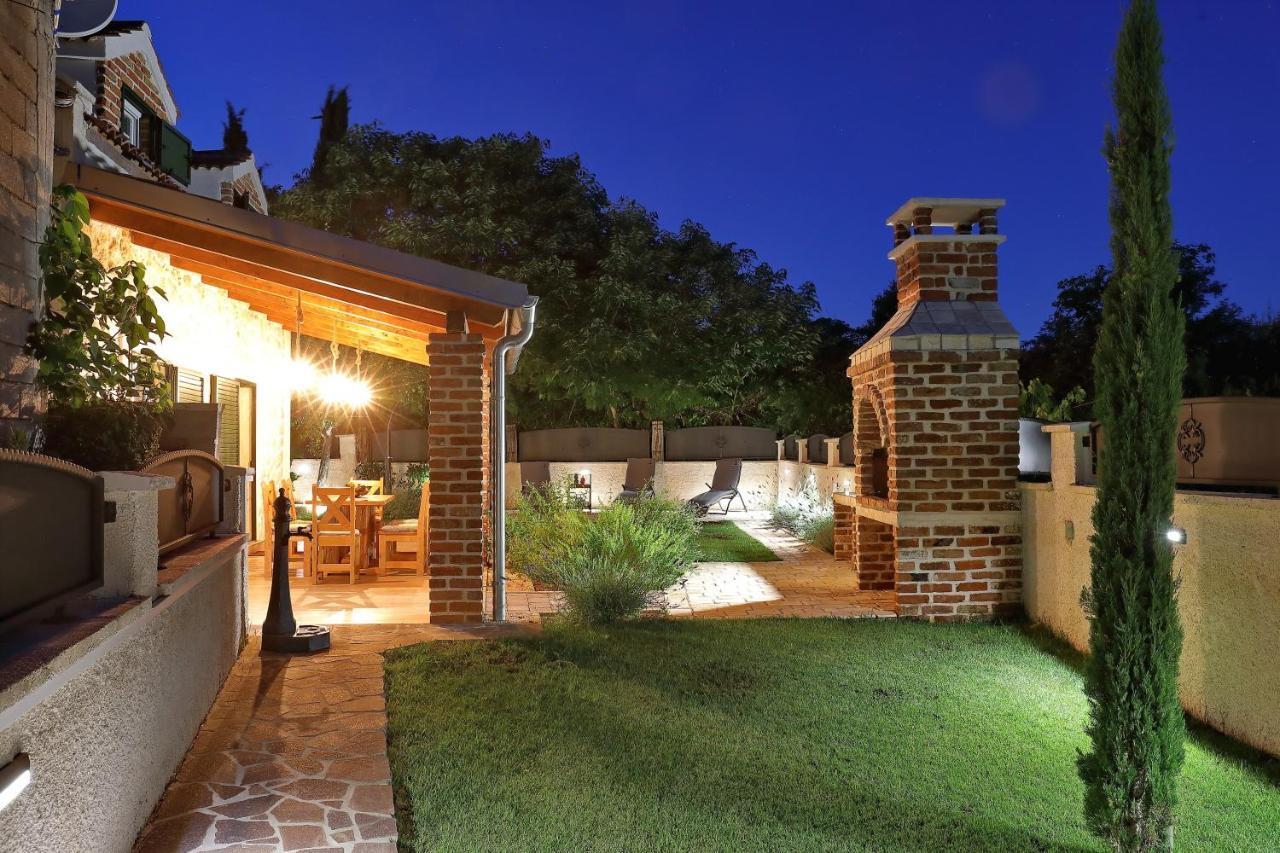 Stone Diamond Villa Zadar Eksteriør billede
