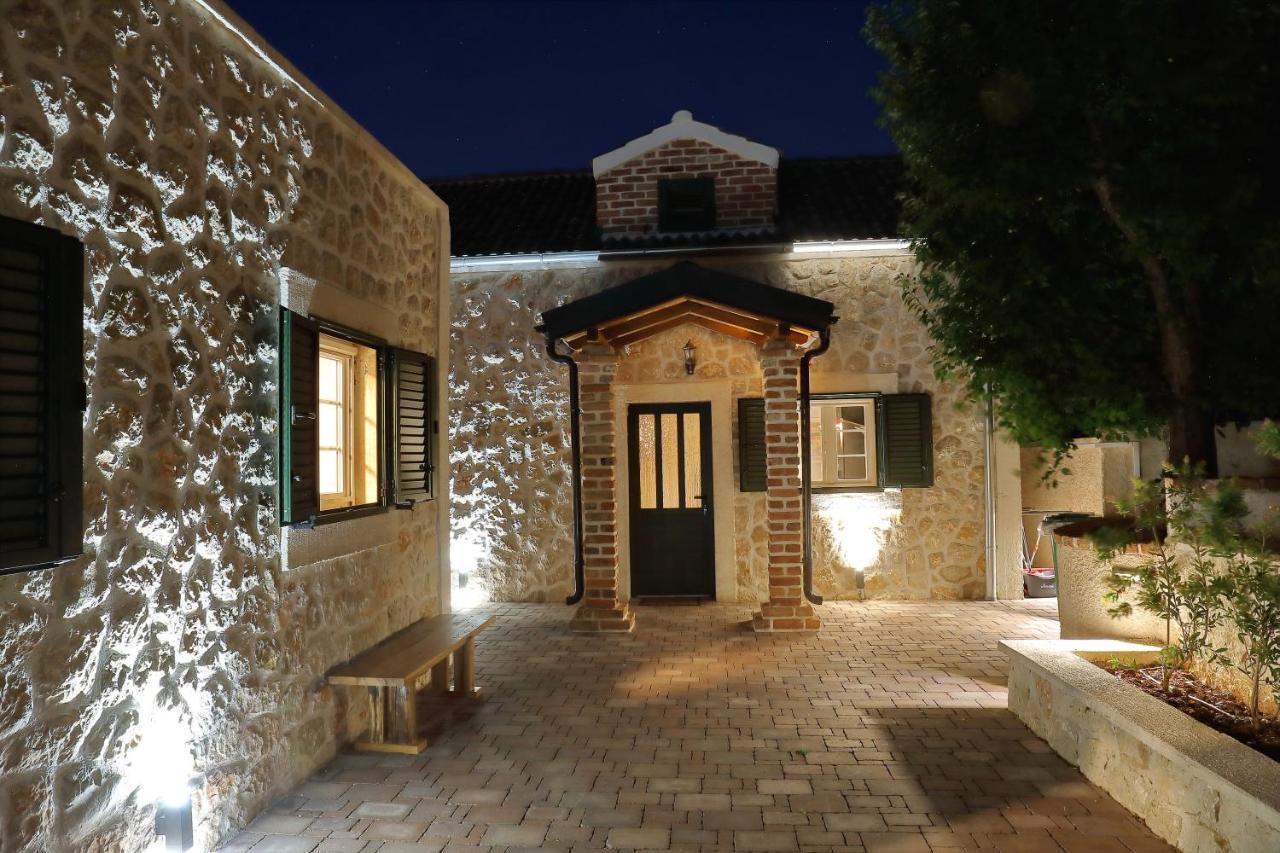 Stone Diamond Villa Zadar Eksteriør billede
